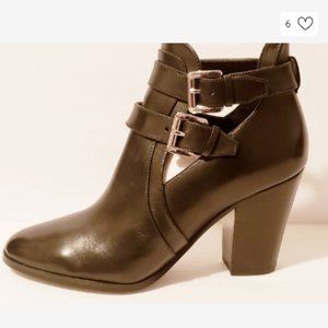 Michael Kors Bootie US 9M slim